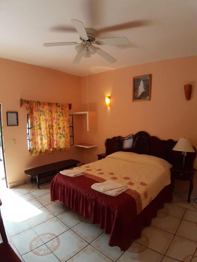 Hotel Cabanas Margarita & Ed Palenque Zewnętrze zdjęcie